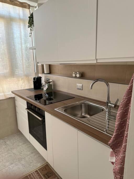 Affittacamere Il Cortile Chiaravalle Exterior foto